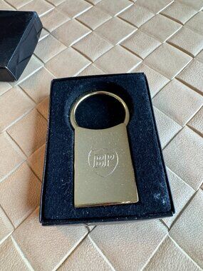Vintage BP Chemicals Gold Tone Twist Lock Key Holder Advertising New